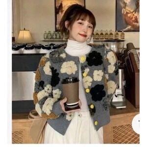 Y2K Index Floral Sherpa Fleece Bomber Top Gray Boxy Boho Indie Artsy Retro